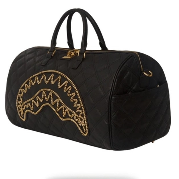 SPRAYGROUND. NOIR QUILT GOLD CHAIN SHARK DUFFLE - Picture 2 of 13